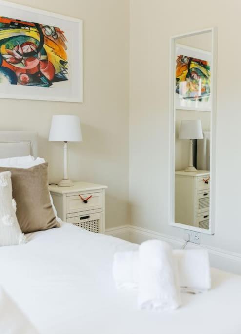 Luxury, Central, Sun-Filled 3 Bed Haven In Bath Exterior foto
